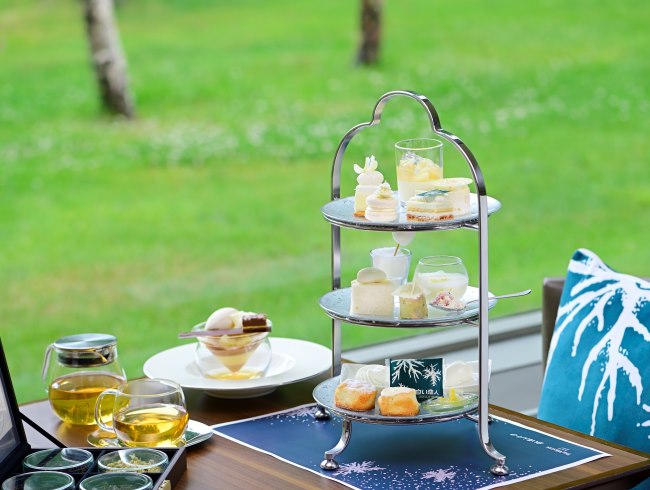 White Afternoon Tea – Live Sweets ‘Mifuyu Kogareyuki’